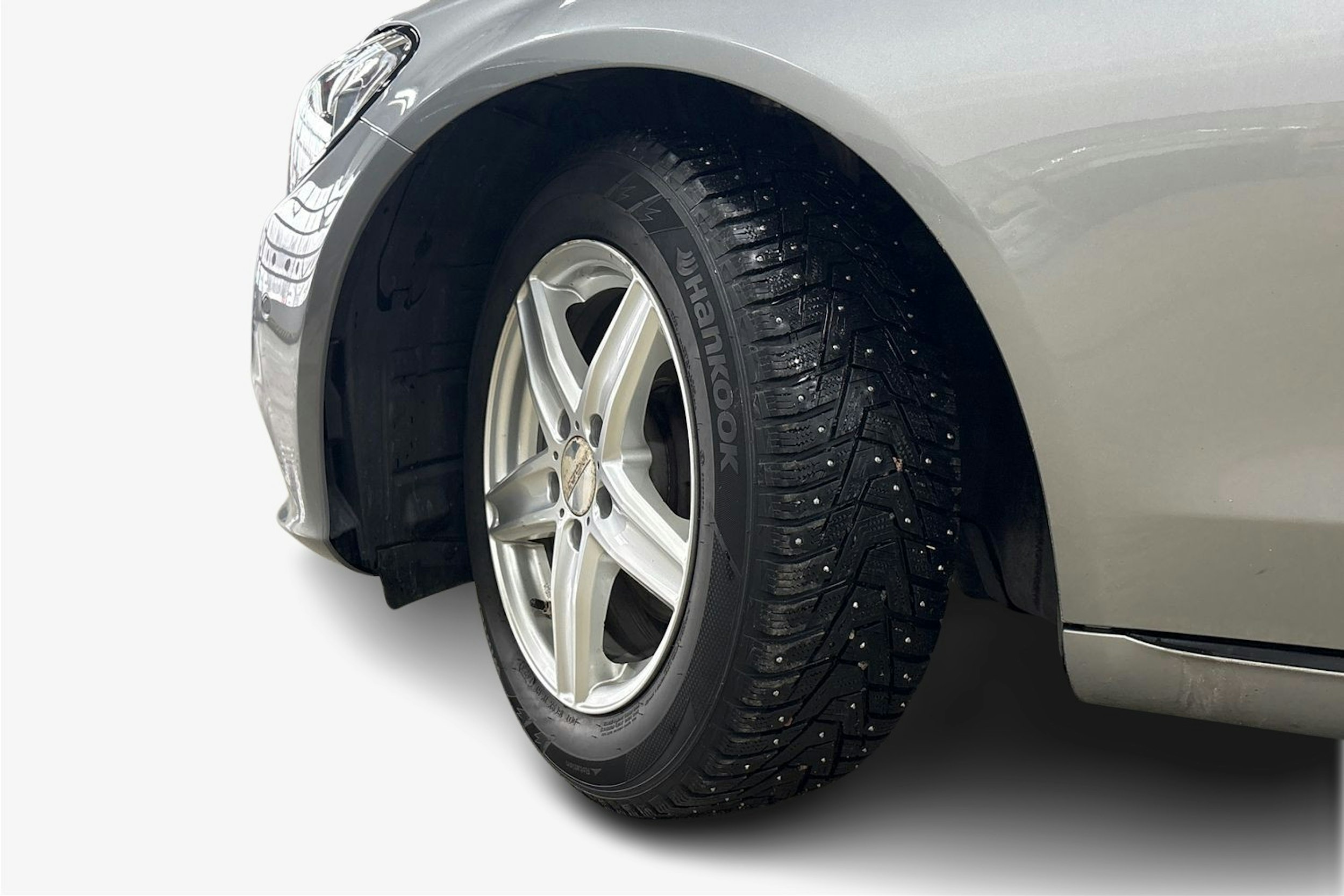 Hopea Mercedes-Benz C 2016 kuva 11.