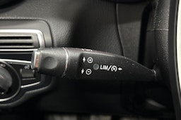 Hopea Mercedes-Benz C 2016 kuva 22.