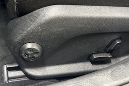 Hopea Mercedes-Benz C 2016 kuva 26.