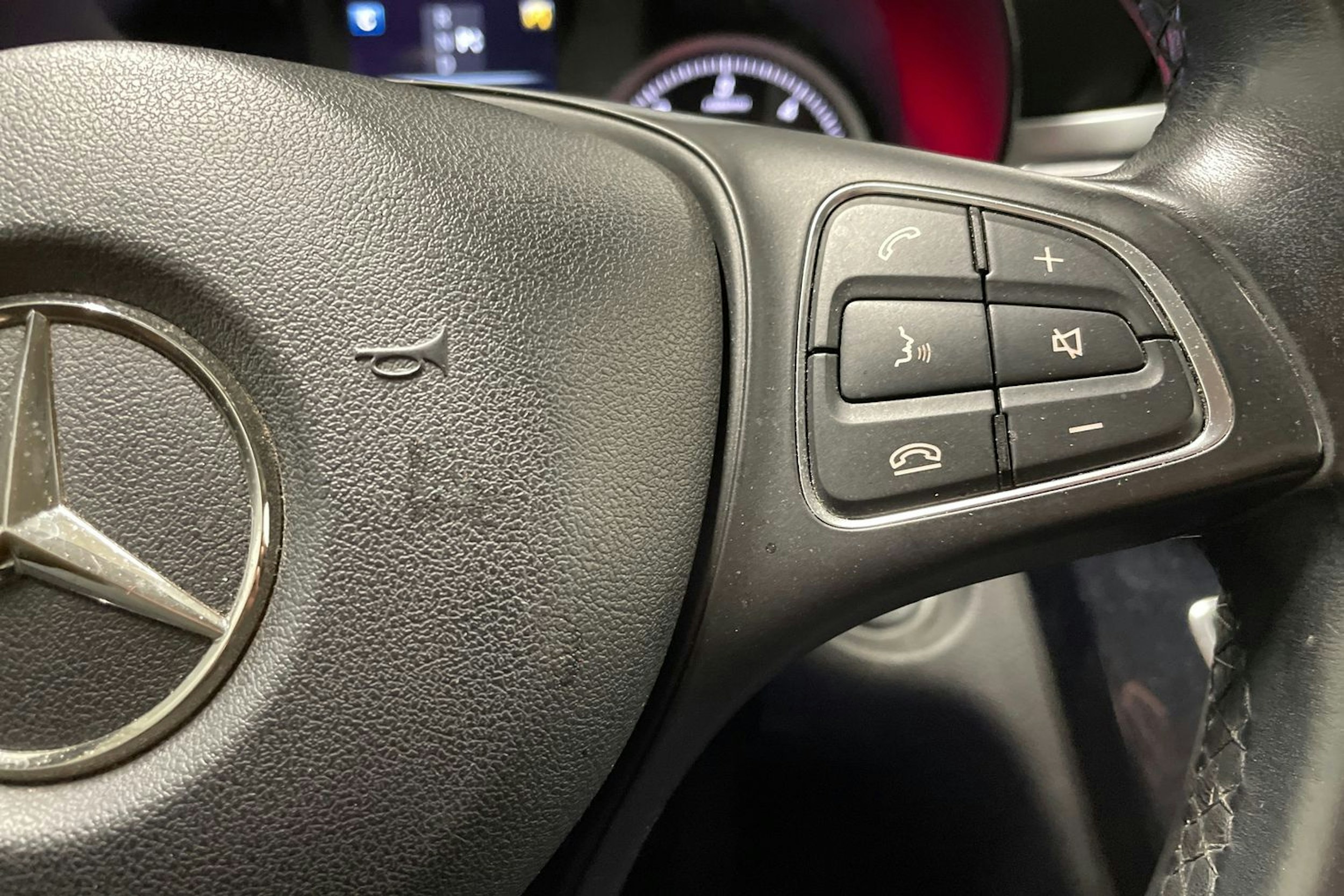 Harmaa Mercedes-Benz C 2016 kuva 23.