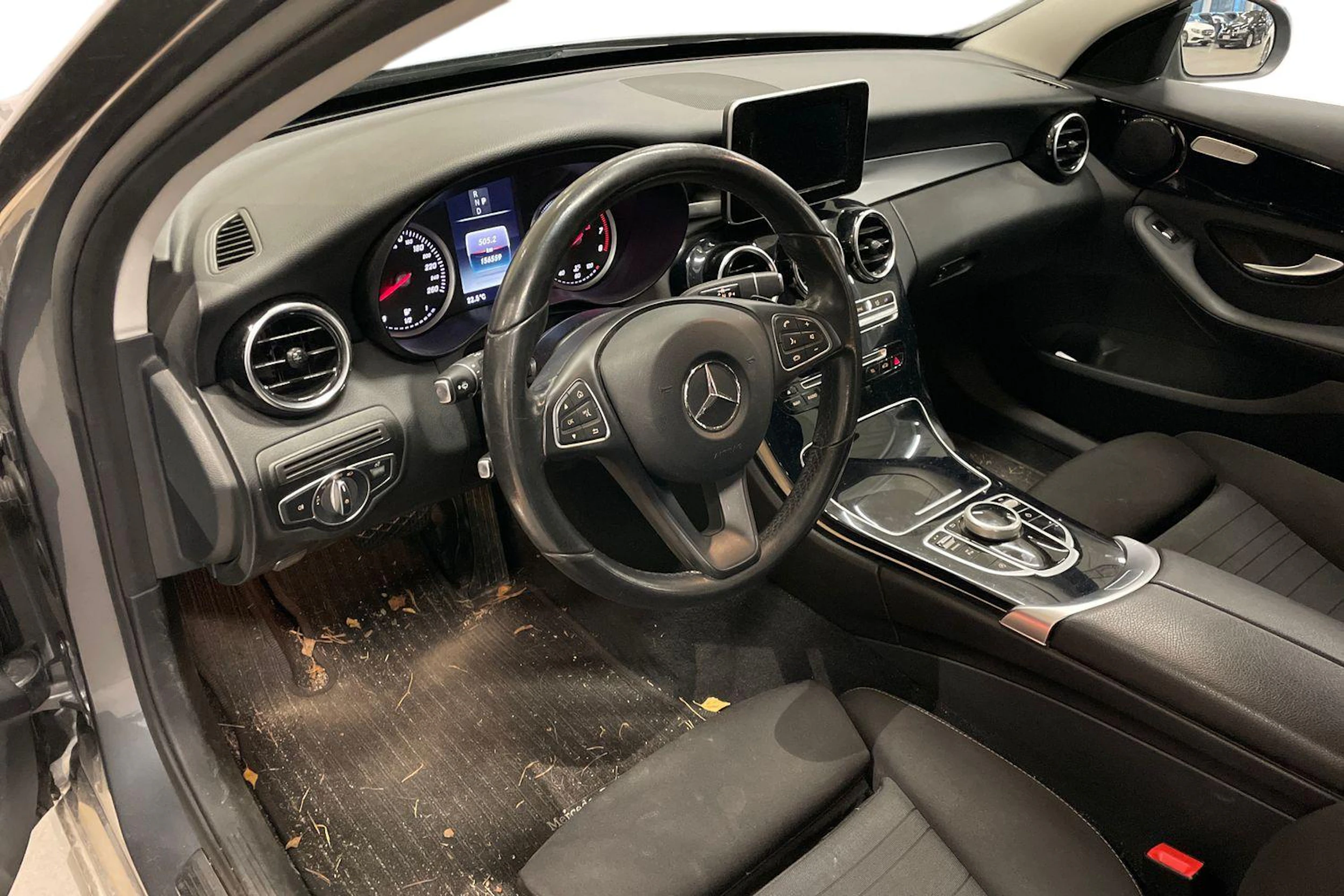 harmaa Mercedes-Benz C 2017 kuva 3.