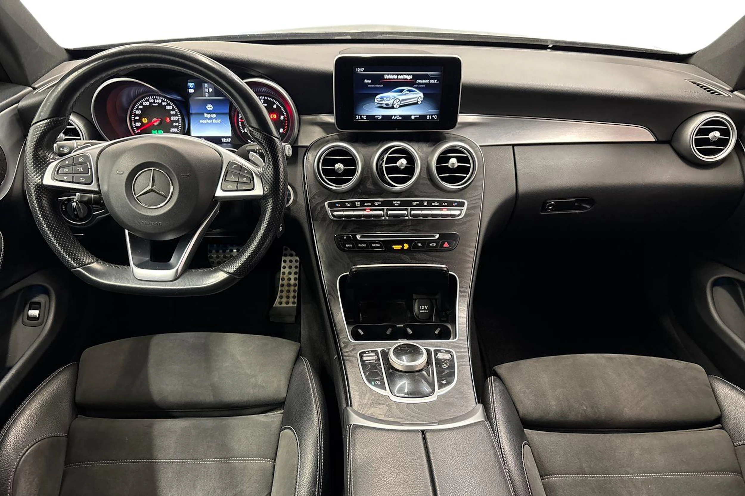 musta Mercedes-Benz C 2017 kuva 7.