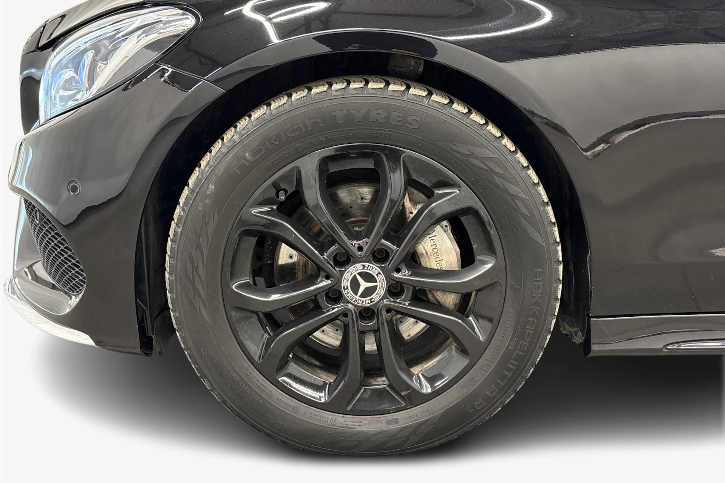 musta Mercedes-Benz C 2017 kuva 9.
