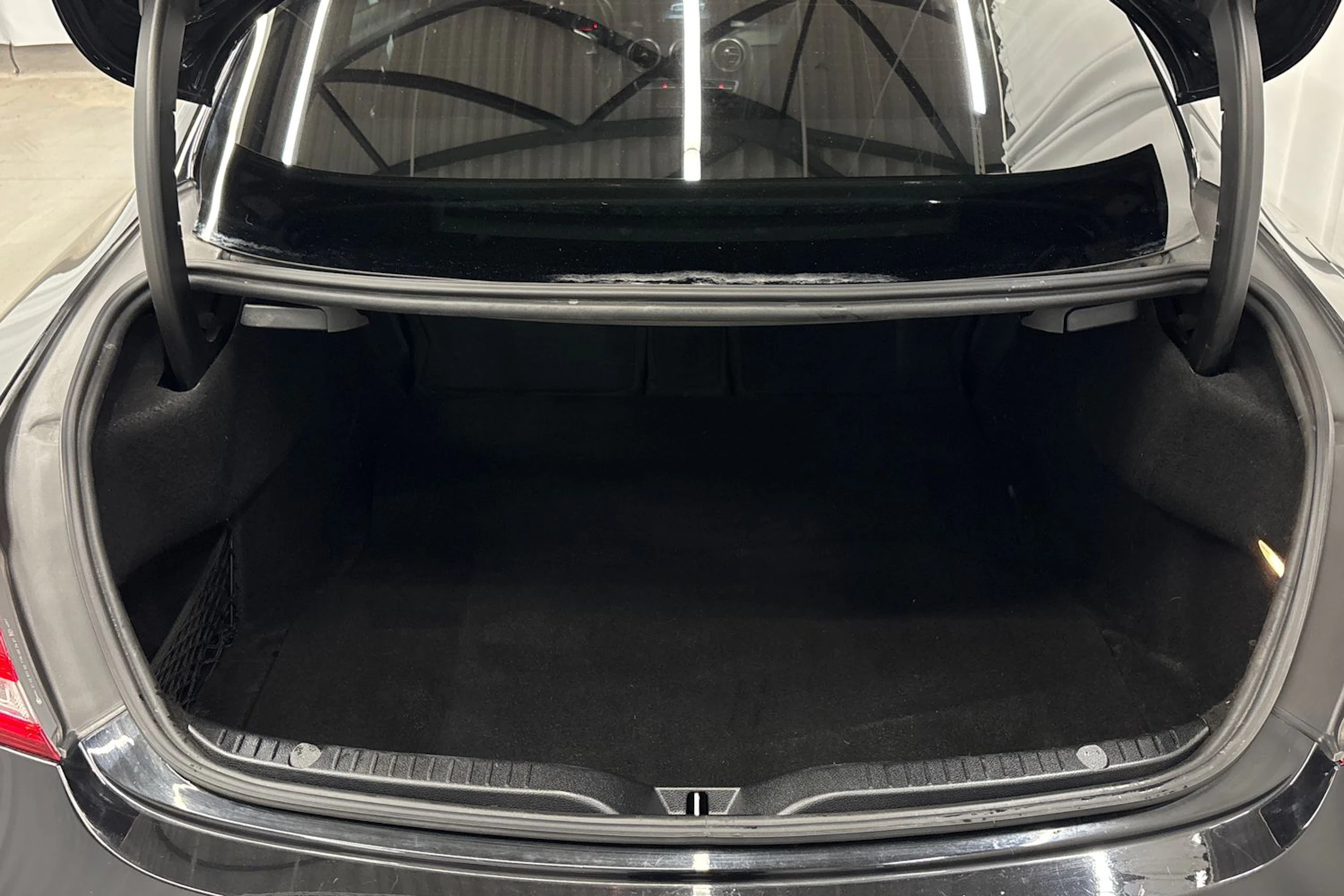 musta Mercedes-Benz C 2017 kuva 12.