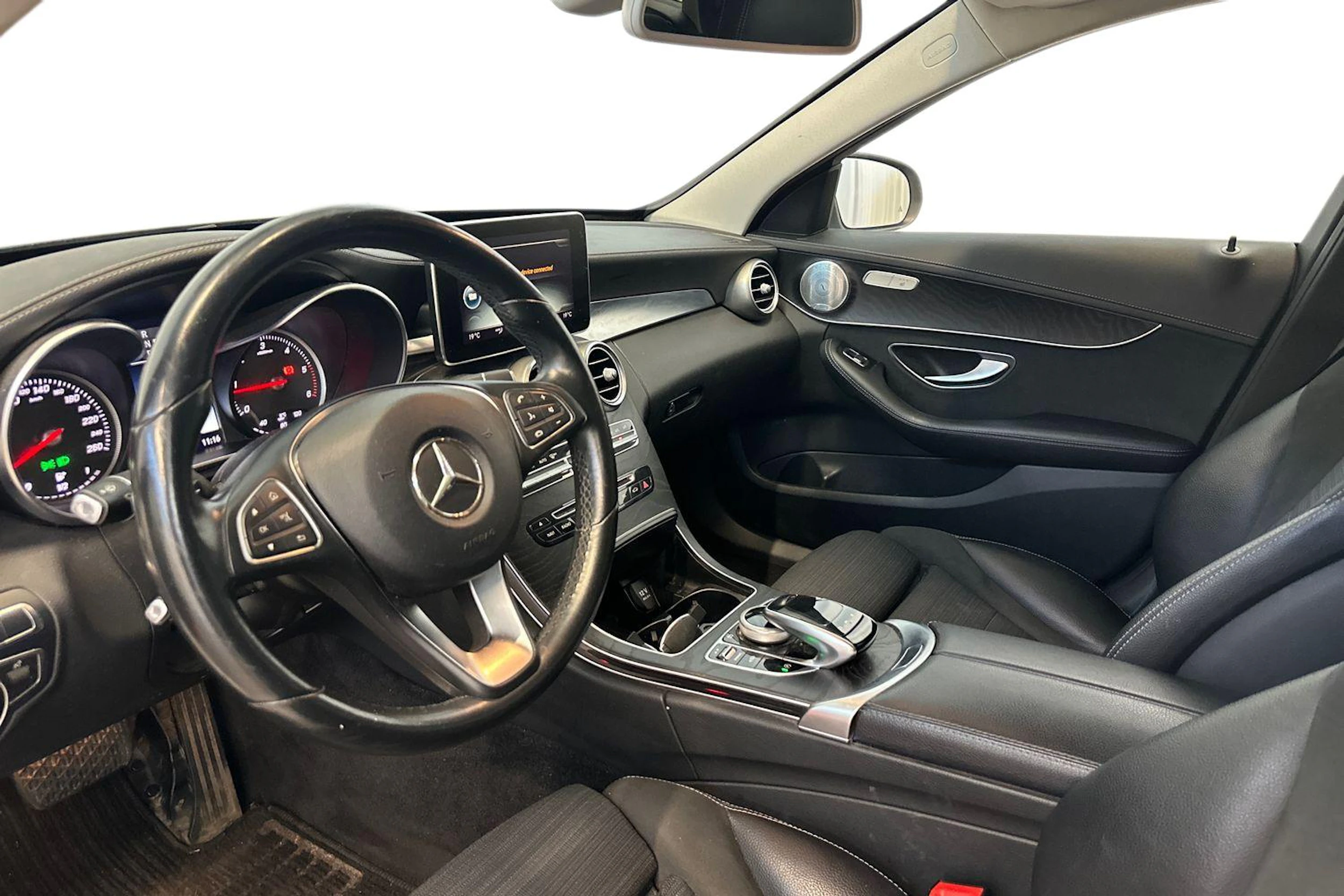 valkoinen Mercedes-Benz C 2017 kuva 3.