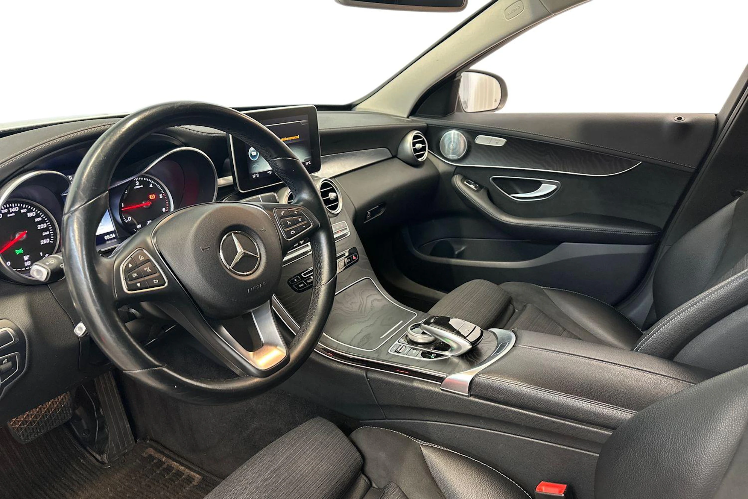 valkoinen Mercedes-Benz C 2017 kuva 6.