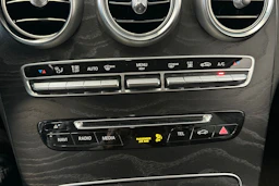 valkoinen Mercedes-Benz C 2017 kuva 22.