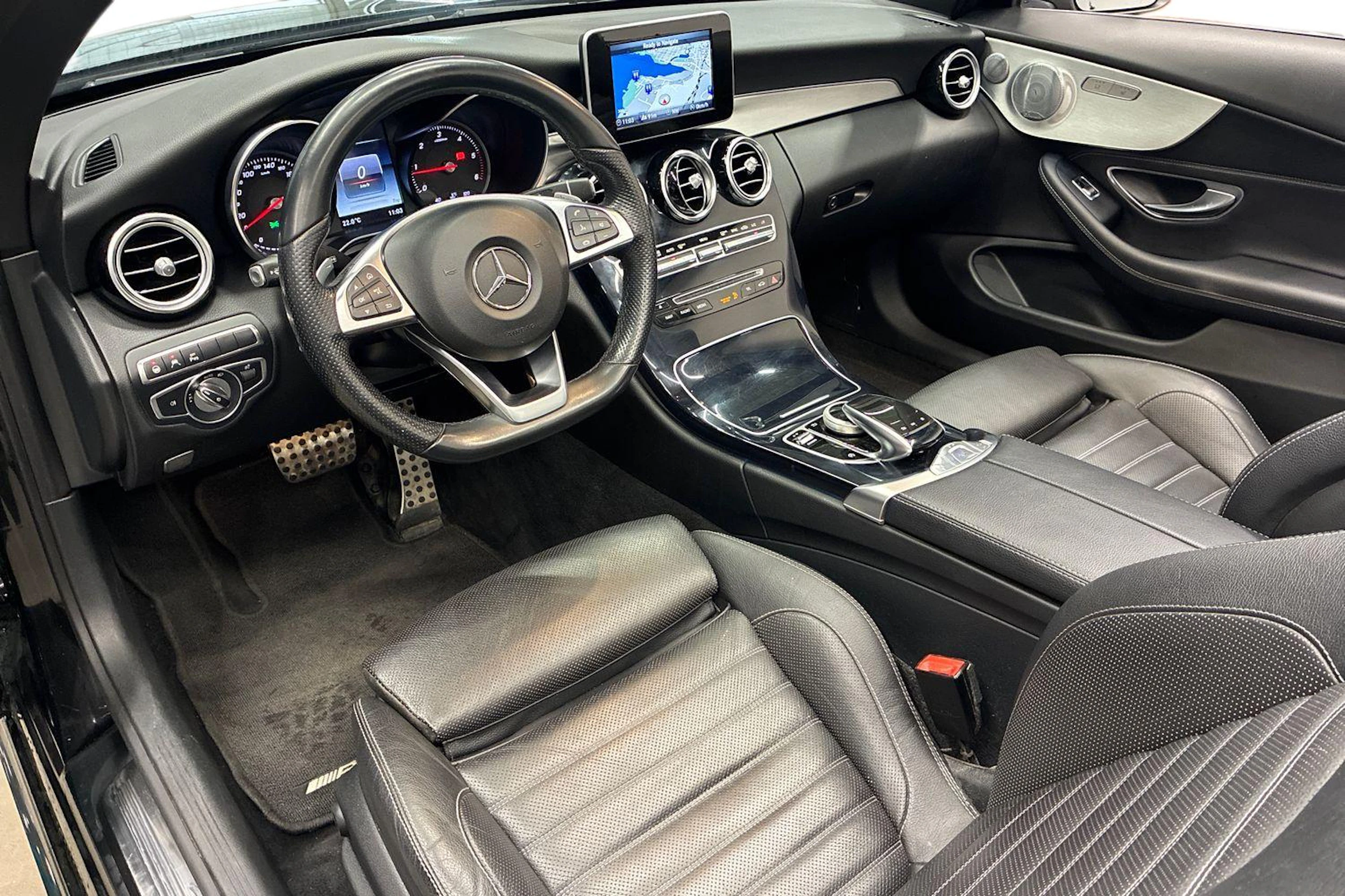musta Mercedes-Benz C 2017 kuva 6.