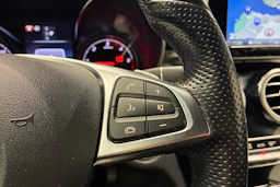 musta Mercedes-Benz C 2017 kuva 14.