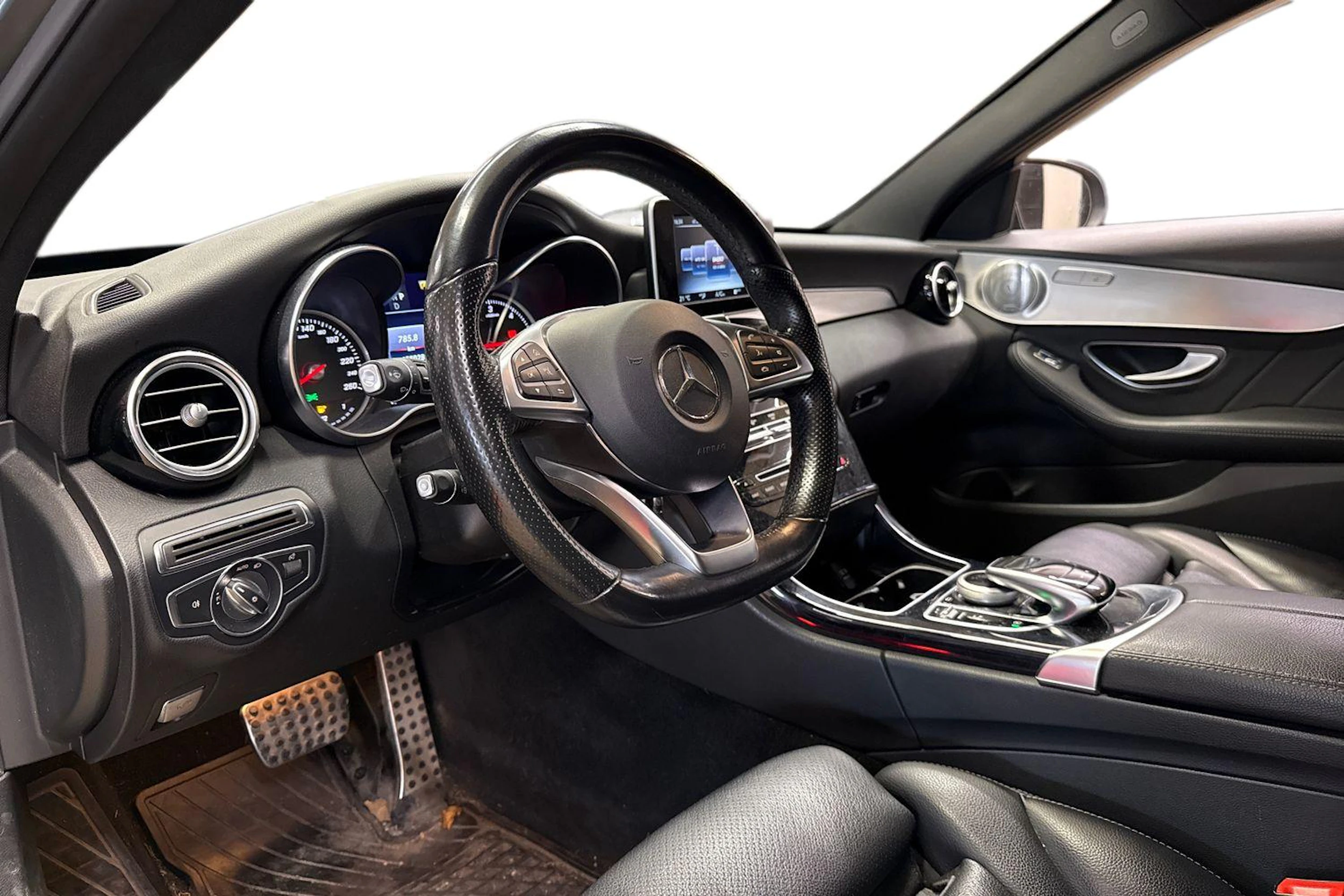harmaa Mercedes-Benz C 2017 kuva 3.