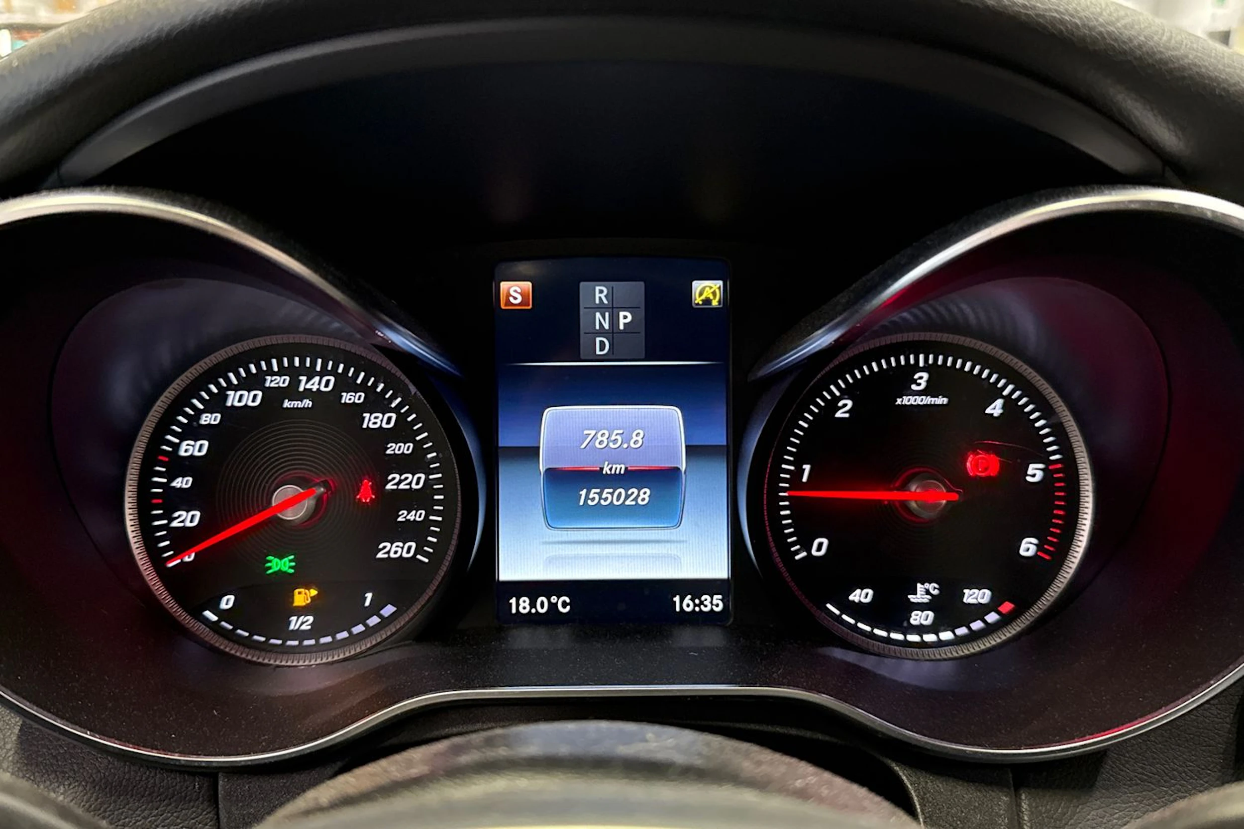 harmaa Mercedes-Benz C 2017 kuva 4.