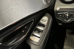 harmaa Mercedes-Benz C 2017 kuva 25.
