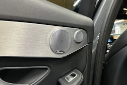 harmaa Mercedes-Benz C 2017 kuva 26.
