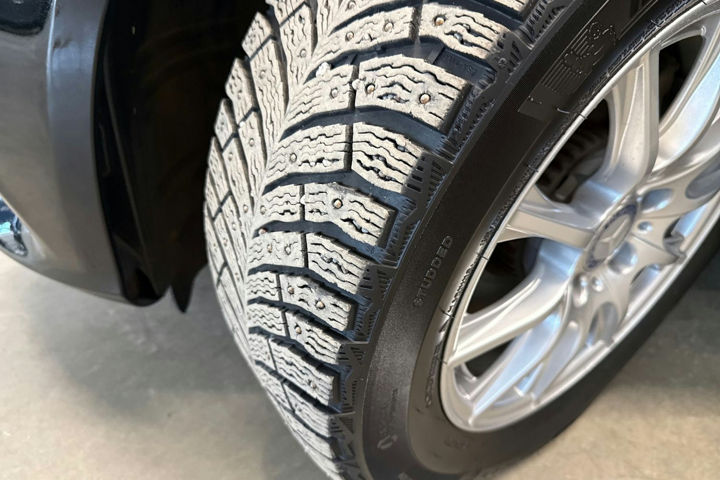 musta Mercedes-Benz C 2017 kuva 13.