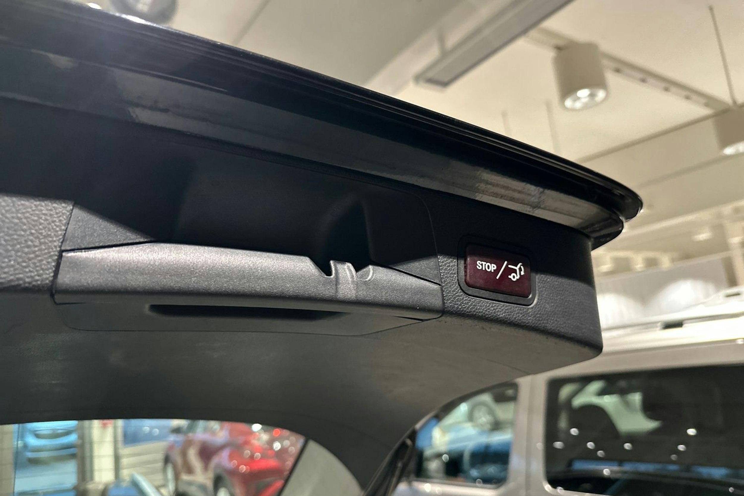 musta Mercedes-Benz C 2017 kuva 12.