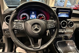 musta Mercedes-Benz C 2017 kuva 13.