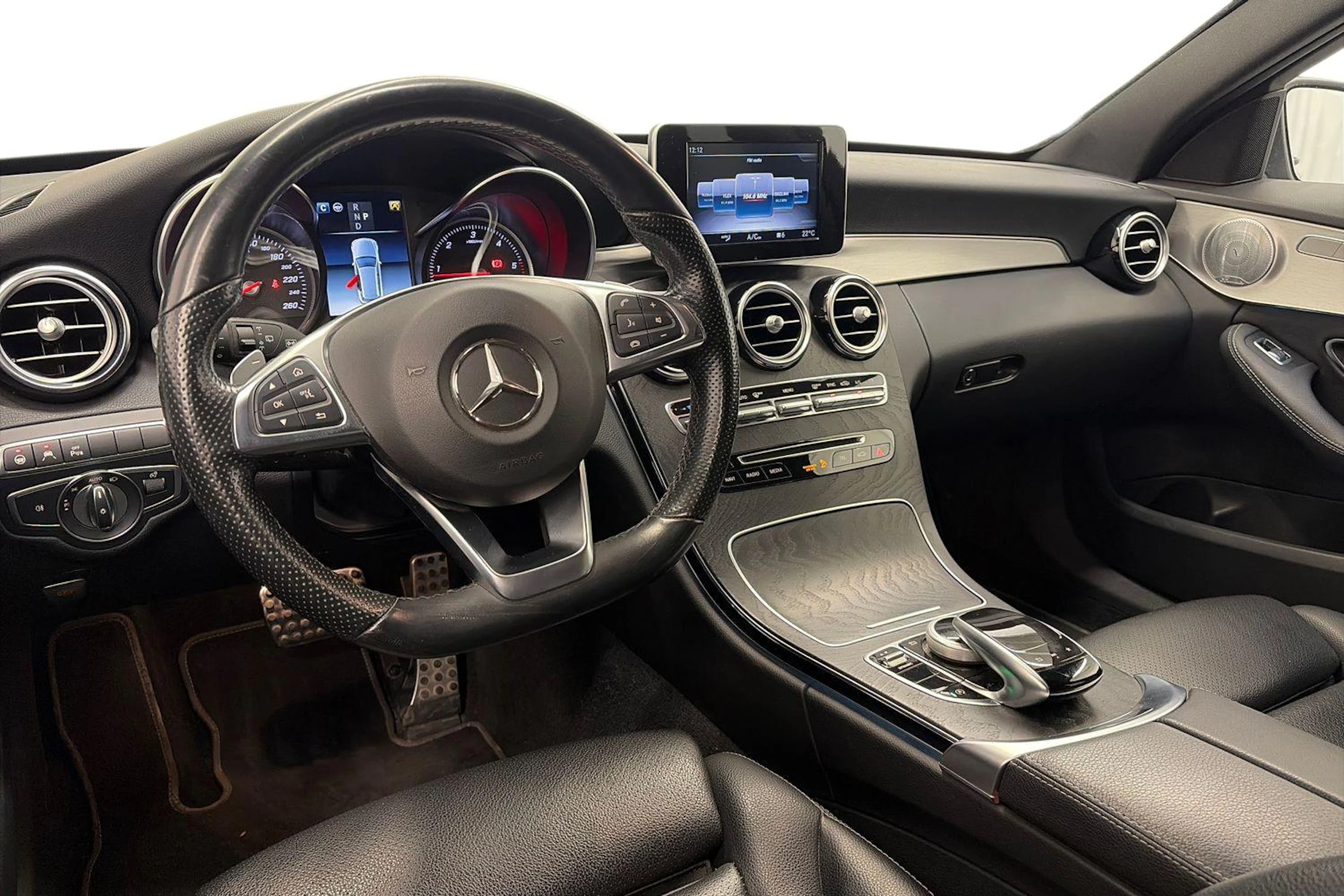 sininen Mercedes-Benz C 2017 kuva 8.