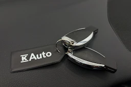sininen Mercedes-Benz C 2017 kuva 36.