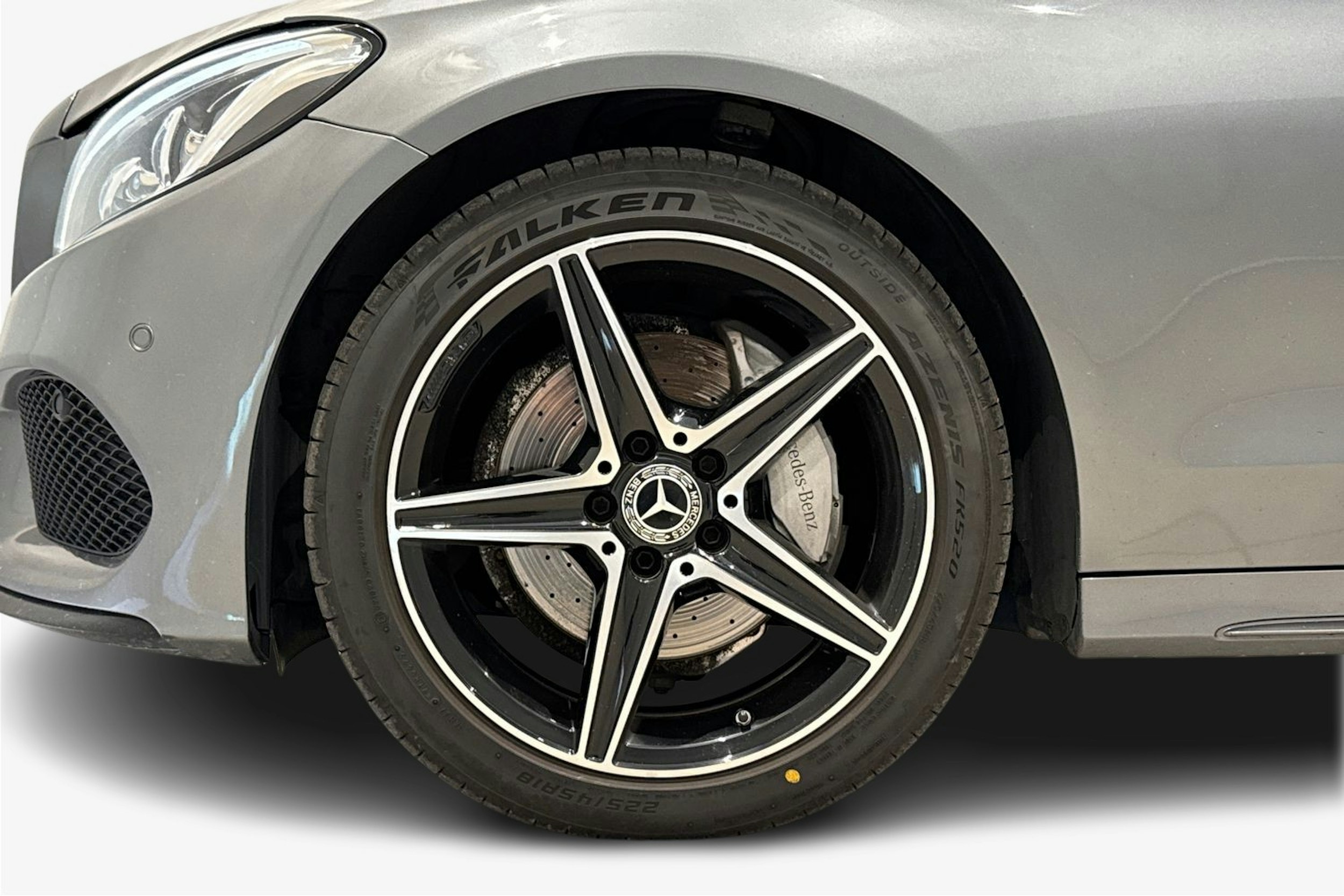 harmaa Mercedes-Benz C 2017 kuva 11.
