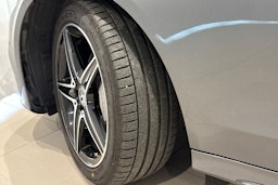 harmaa Mercedes-Benz C 2017 kuva 13.
