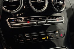 harmaa Mercedes-Benz C 2017 kuva 24.
