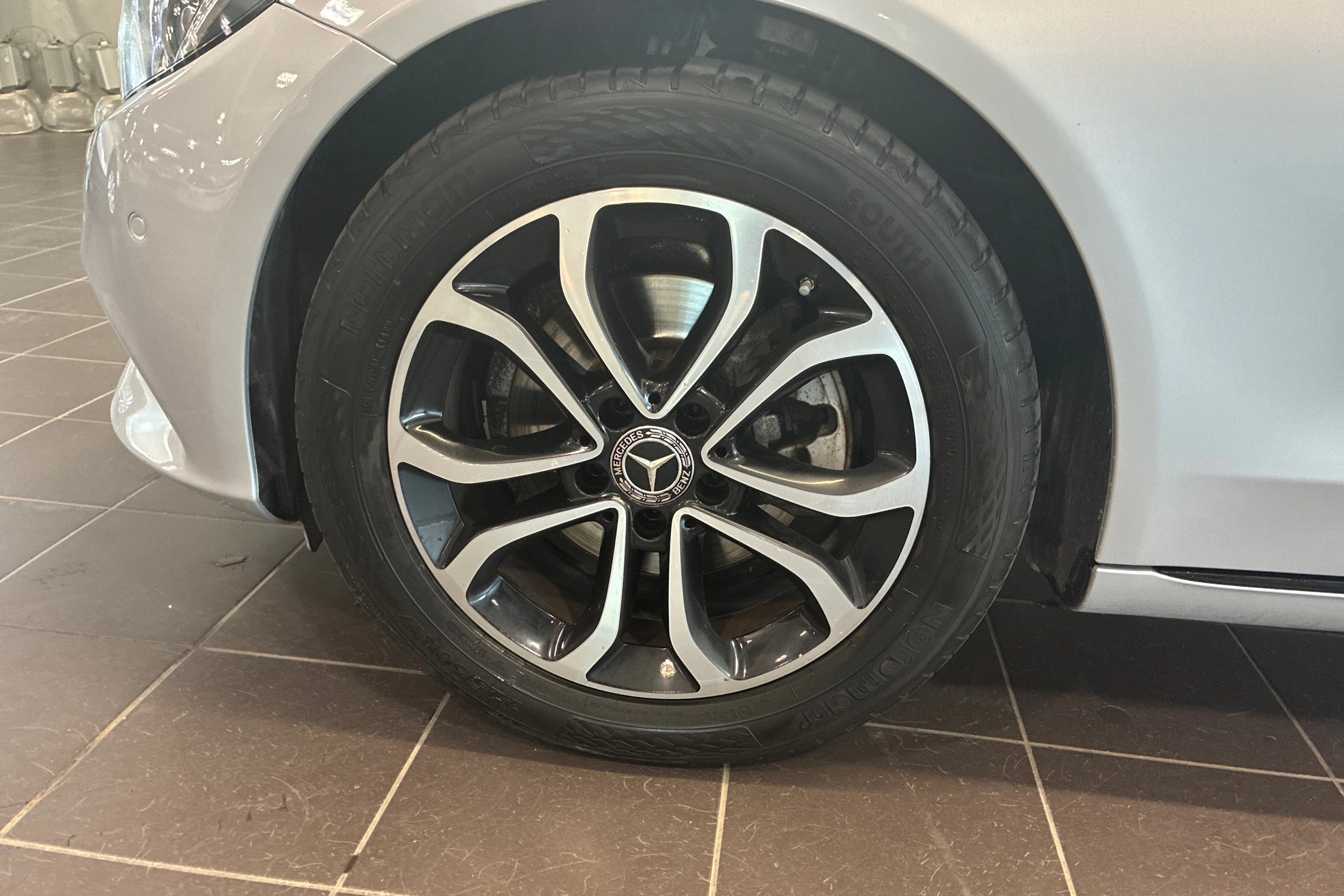harmaa Mercedes-Benz C 2017 kuva 10.