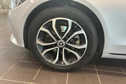 harmaa Mercedes-Benz C 2017 kuva 10.