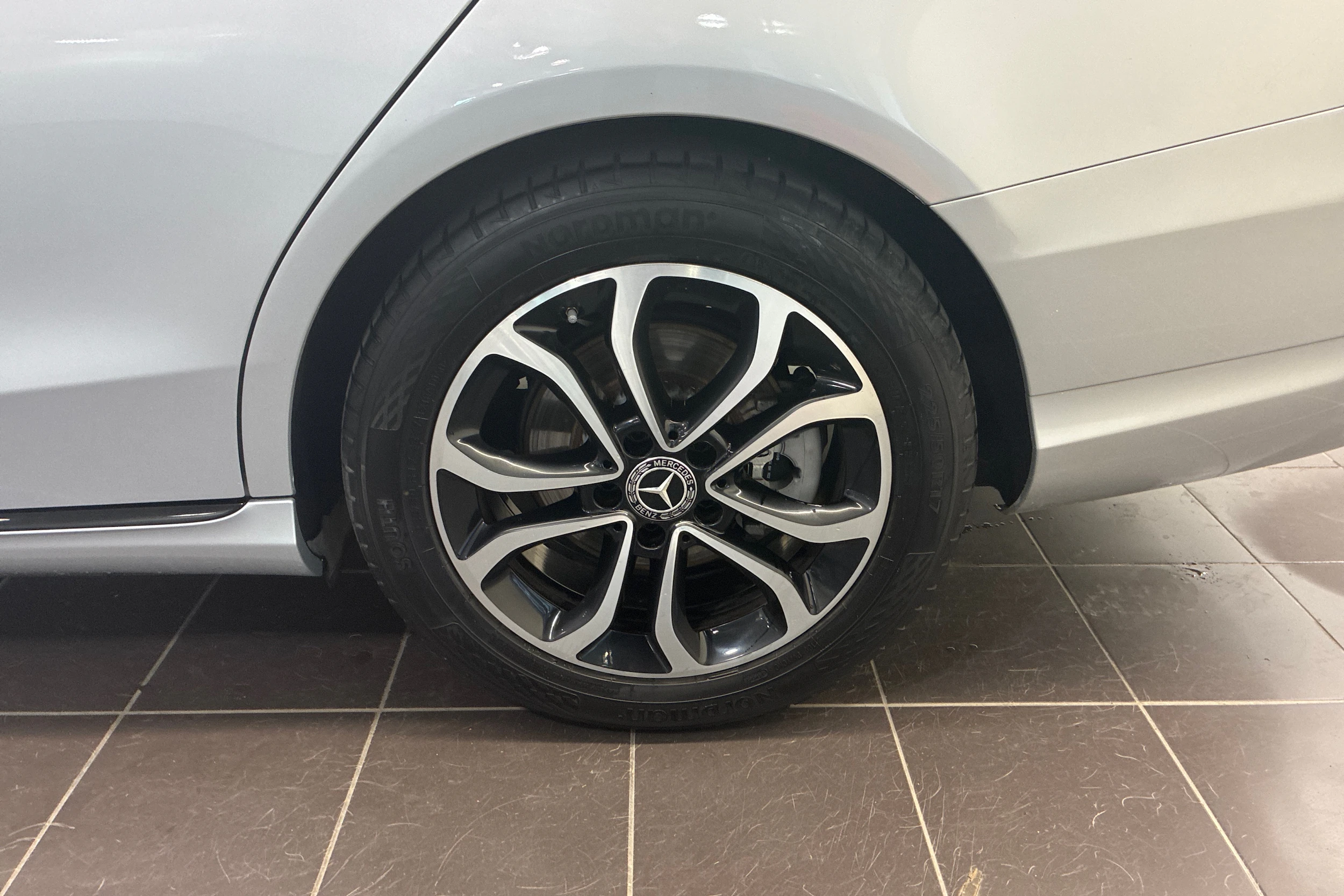 harmaa Mercedes-Benz C 2017 kuva 11.