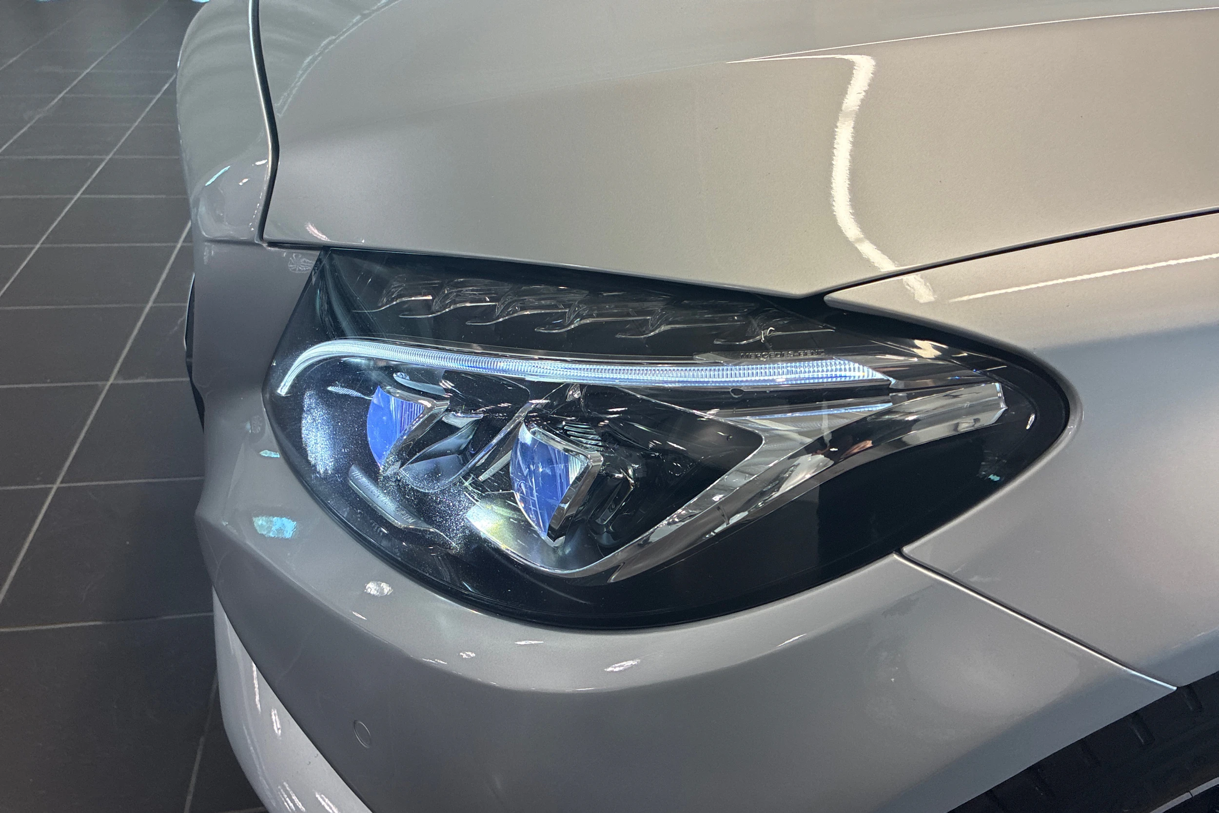 harmaa Mercedes-Benz C 2017 kuva 12.