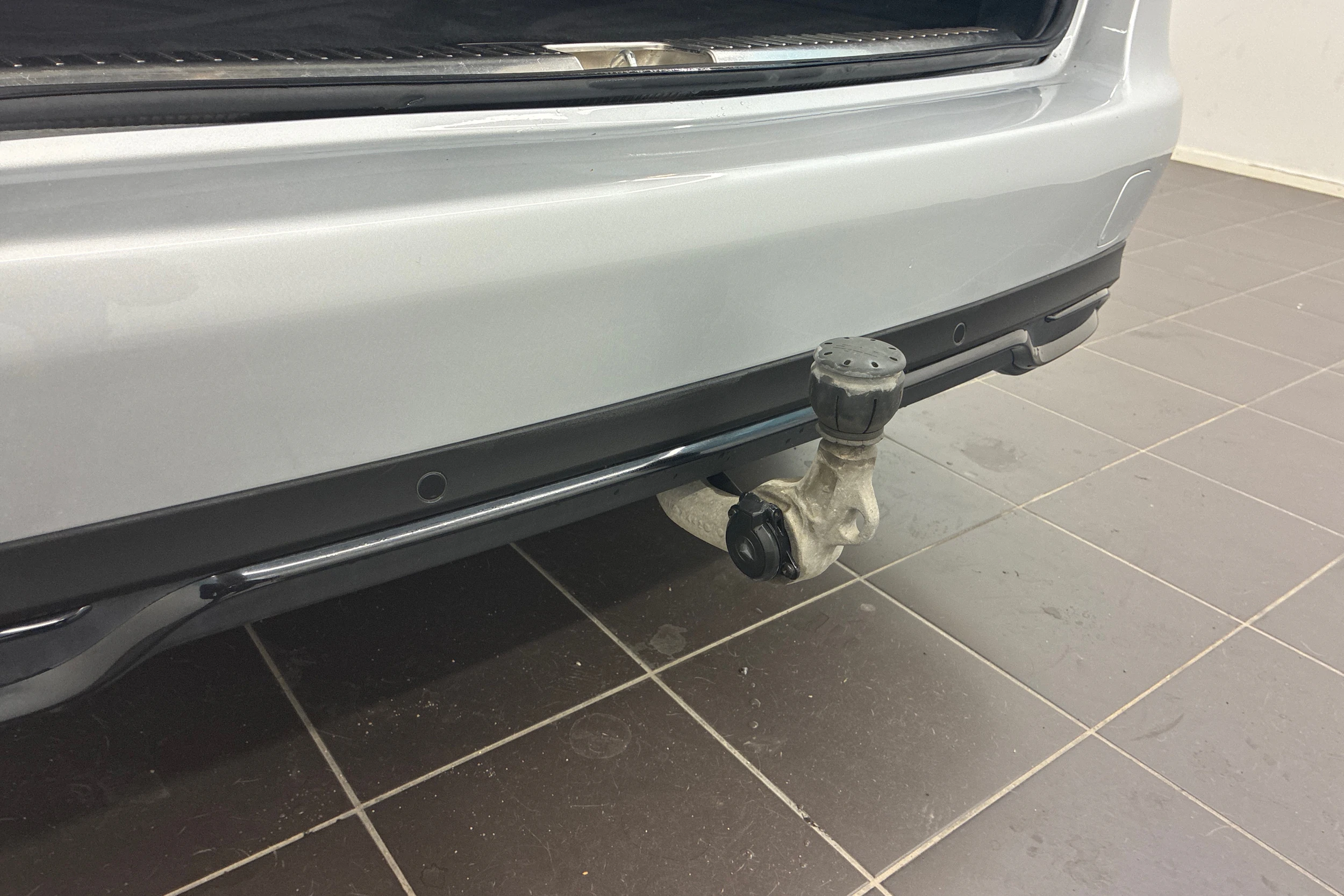 harmaa Mercedes-Benz C 2017 kuva 16.