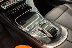 harmaa Mercedes-Benz C 2017 kuva 21.