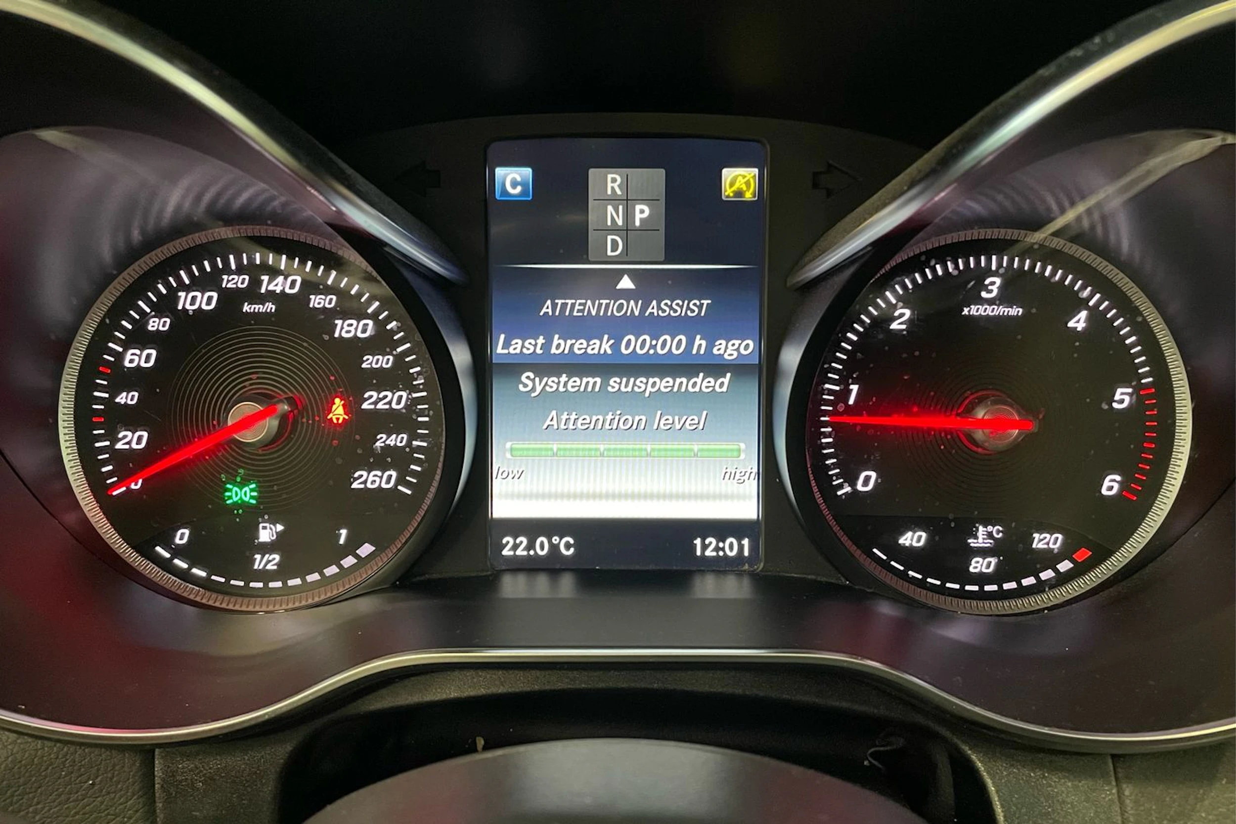 harmaa Mercedes-Benz C 2017 kuva 20.
