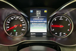 harmaa Mercedes-Benz C 2017 kuva 20.