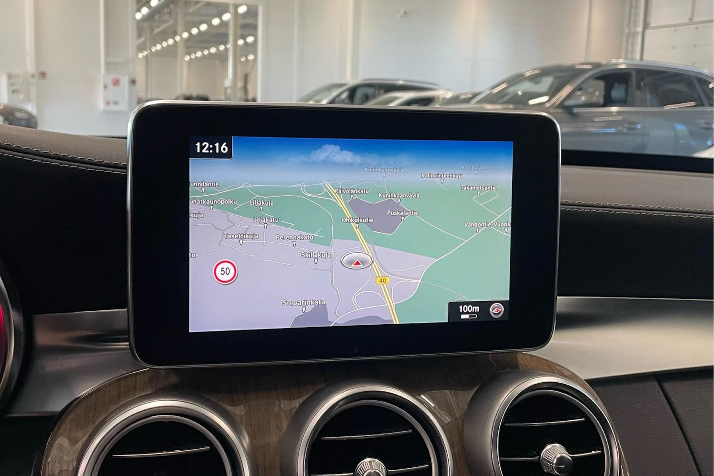 harmaa Mercedes-Benz C 2017 kuva 23.