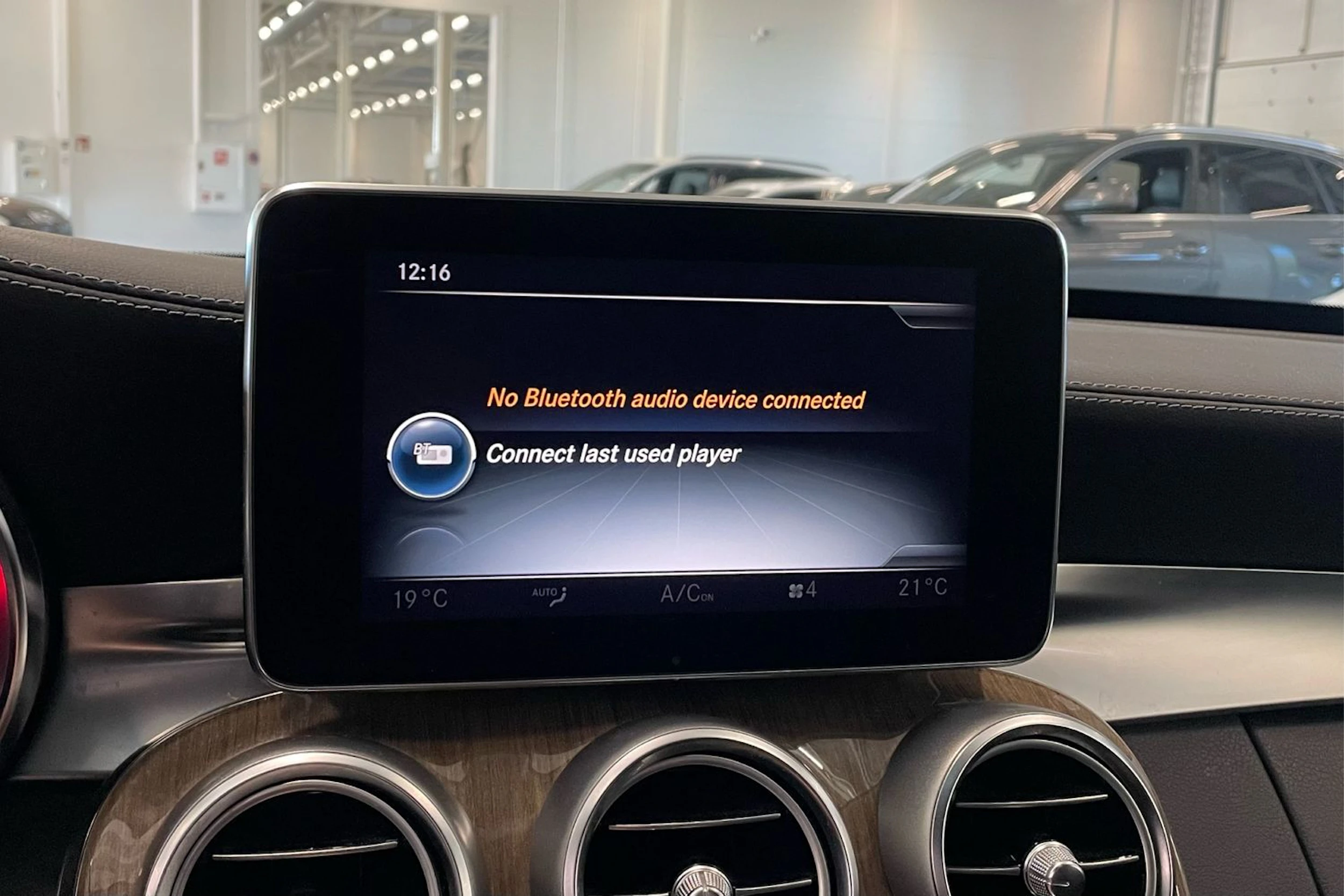 harmaa Mercedes-Benz C 2017 kuva 24.