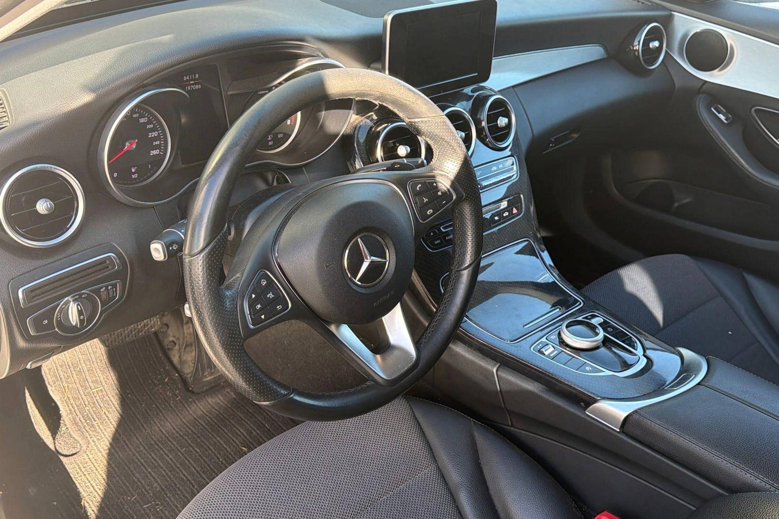 valkoinen Mercedes-Benz C 2017 kuva 3.