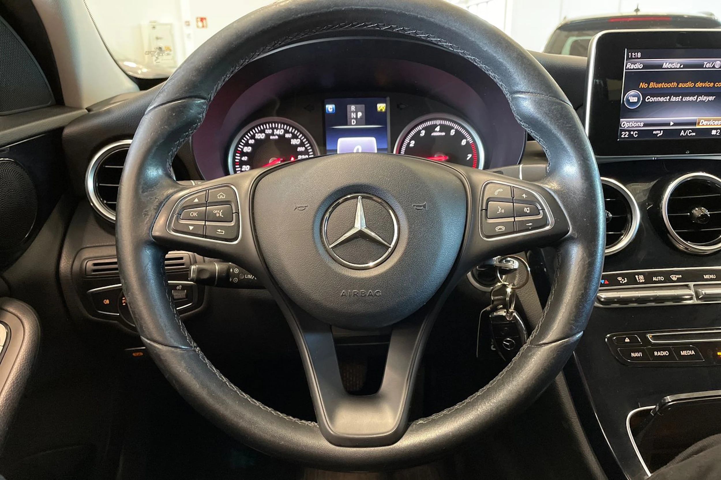 musta Mercedes-Benz C 2017 kuva 13.