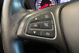 musta Mercedes-Benz C 2017 kuva 15.