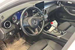 Valkoinen Mercedes-Benz C 2017 kuva 3.