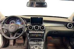 Valkoinen Mercedes-Benz C 2017 kuva 9.