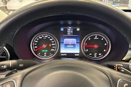 Valkoinen Mercedes-Benz C 2017 kuva 16.
