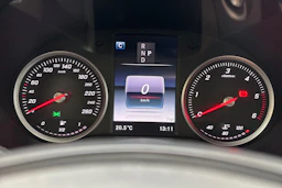 valkoinen Mercedes-Benz C 2017 kuva 17.