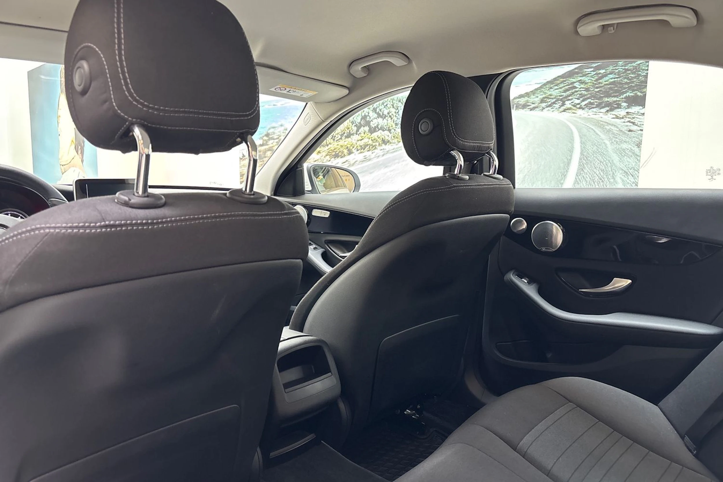 valkoinen Mercedes-Benz C 2017 kuva 23.