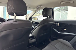 valkoinen Mercedes-Benz C 2017 kuva 23.