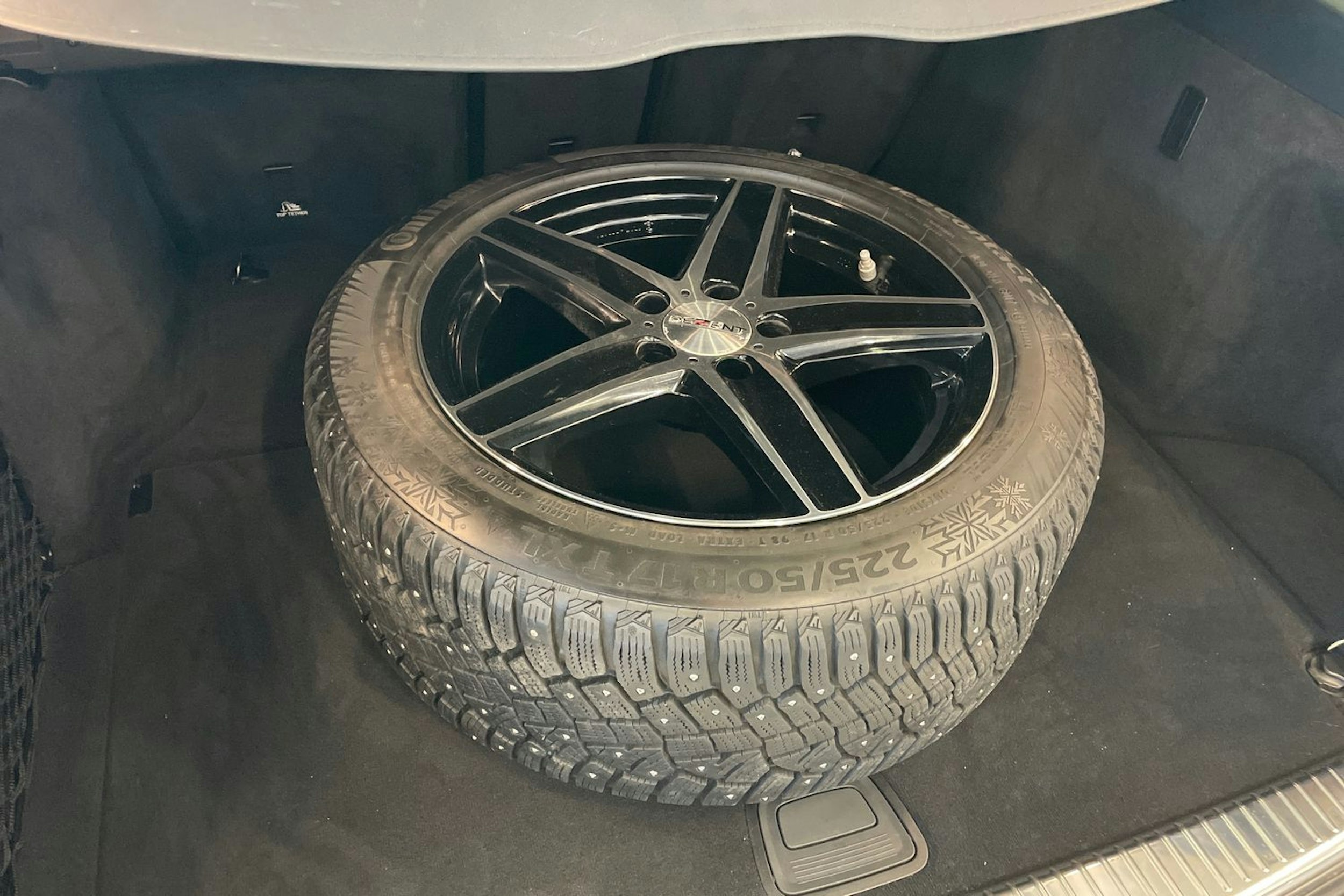 Valkoinen Mercedes-Benz C 2018 kuva 10.