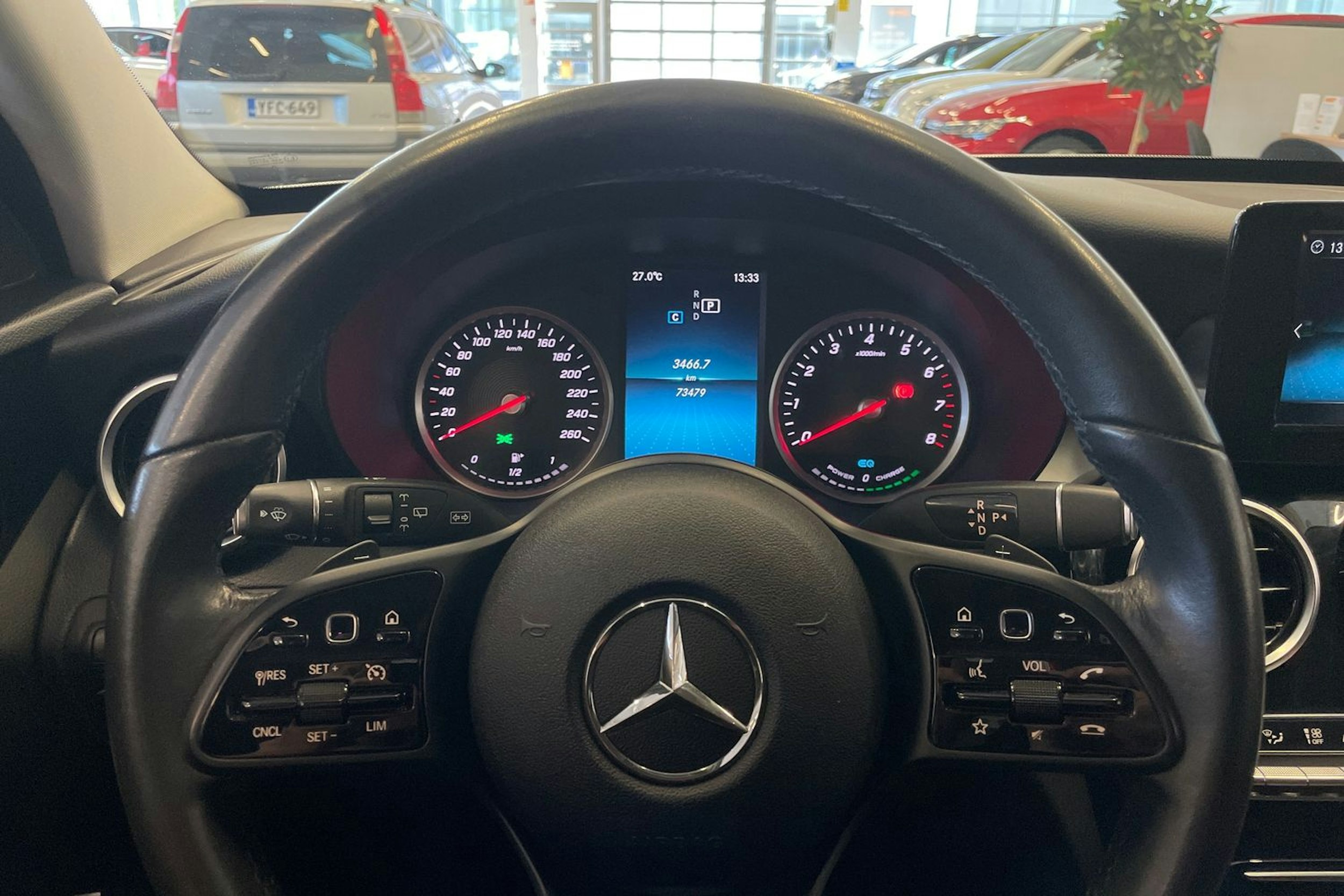 Valkoinen Mercedes-Benz C 2018 kuva 13.