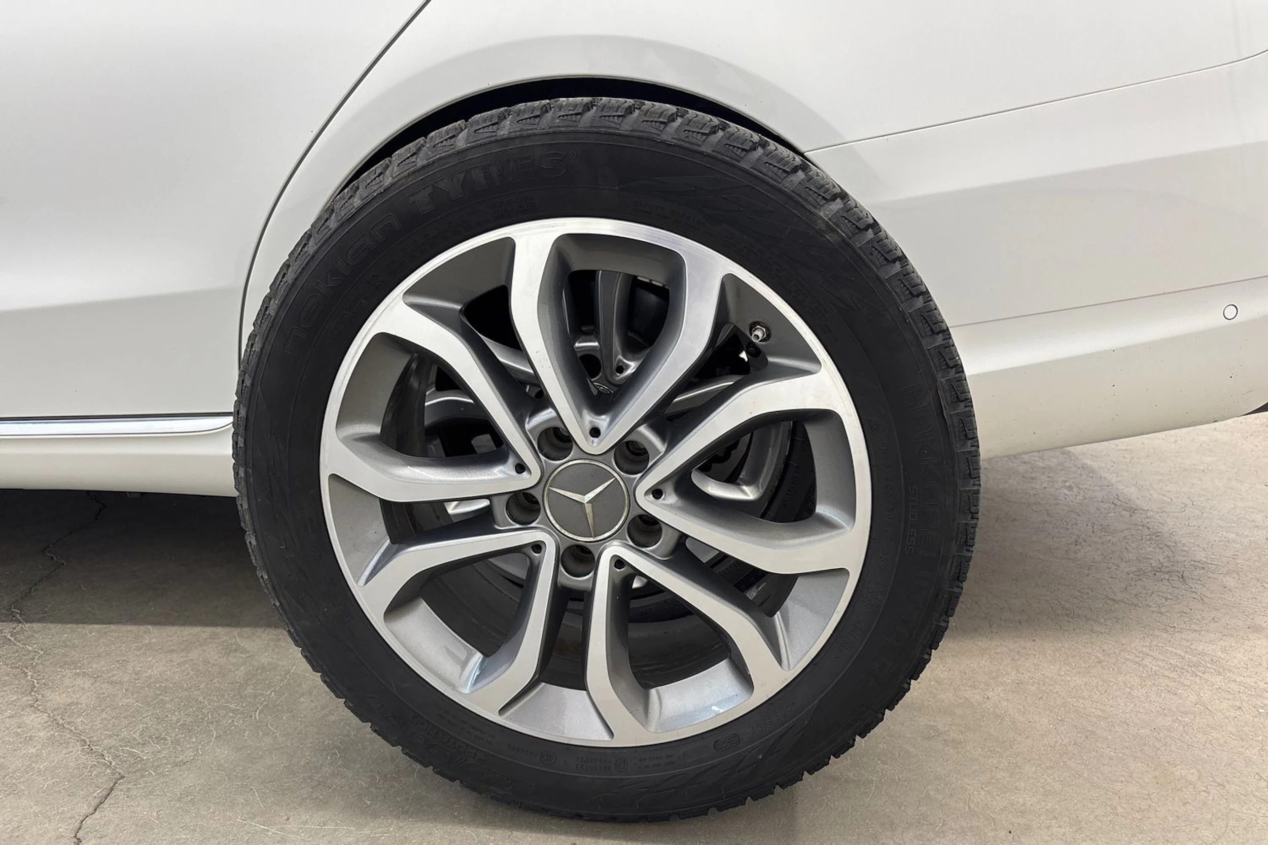 valkoinen Mercedes-Benz C 2018 kuva 11.