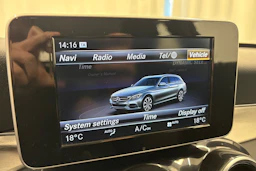 valkoinen Mercedes-Benz C 2018 kuva 26.