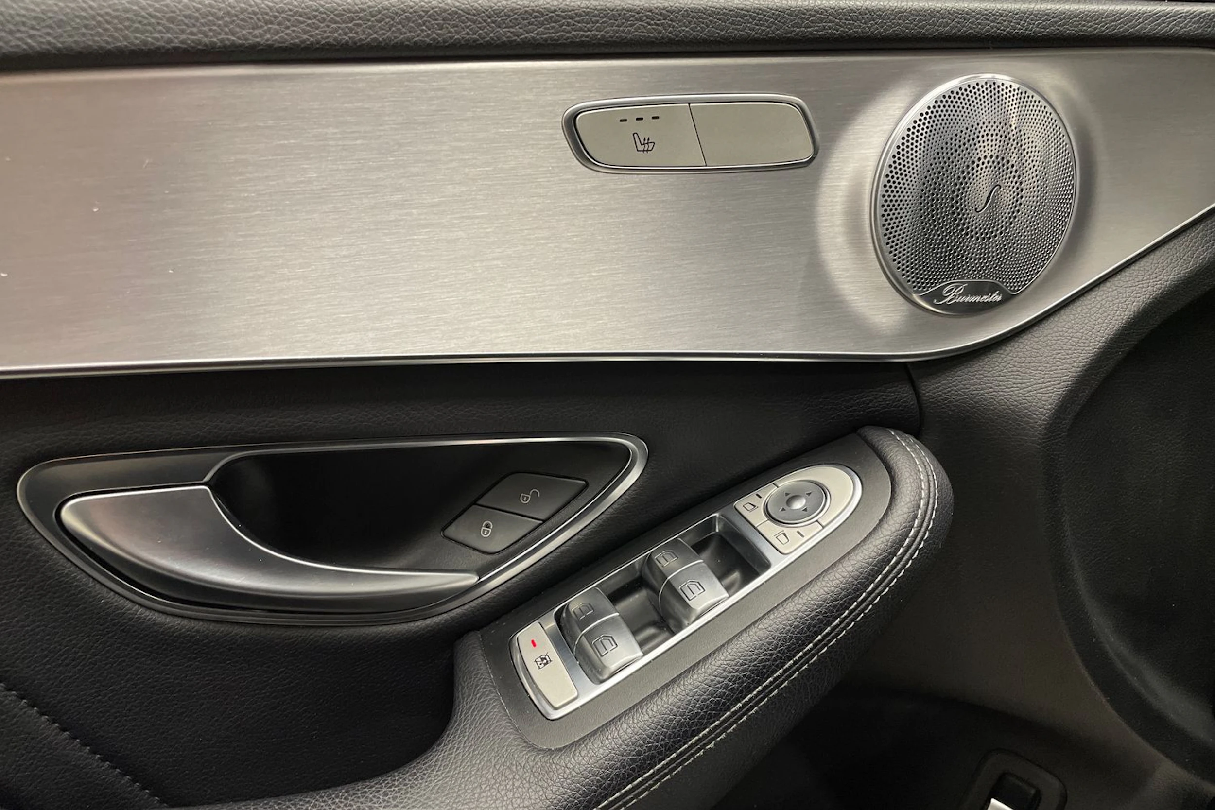 musta Mercedes-Benz C 2018 kuva 20.