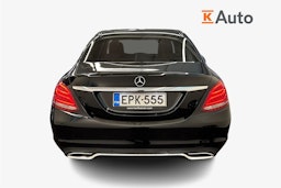 Musta Mercedes-Benz C 2018 kuva 3.